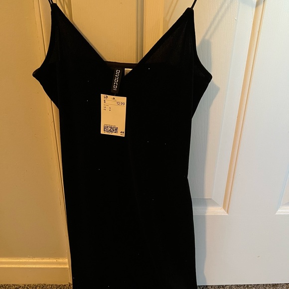 Little black dress - Picture 2 of 4